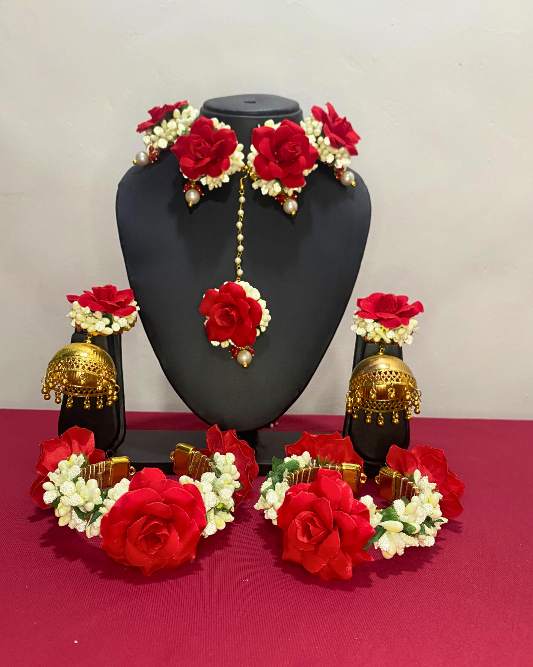 Gulab (Rose) Floral Jewellery Set