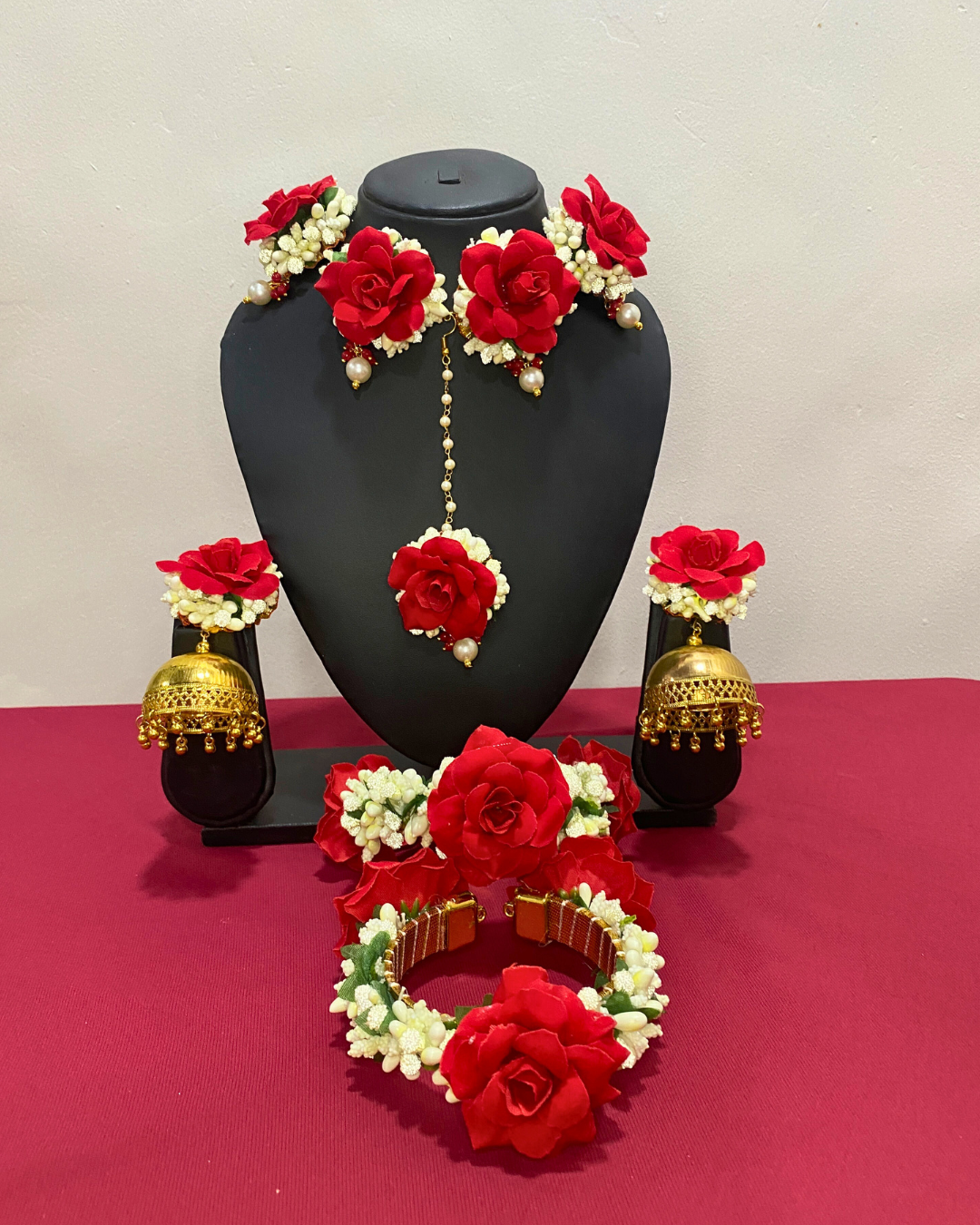 Gulab (Rose) Floral Jewellery Set