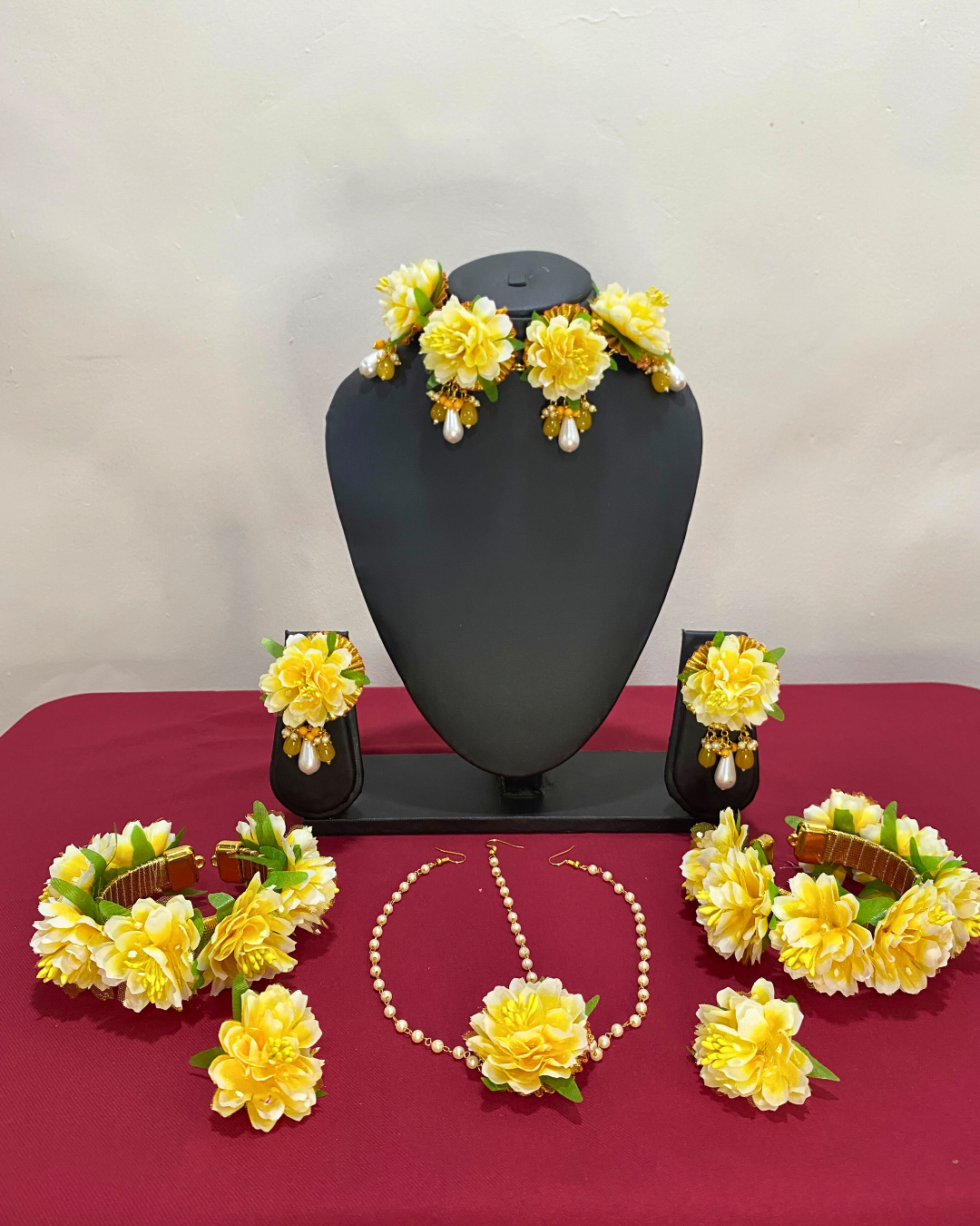Yellow Floral Jewellery Set