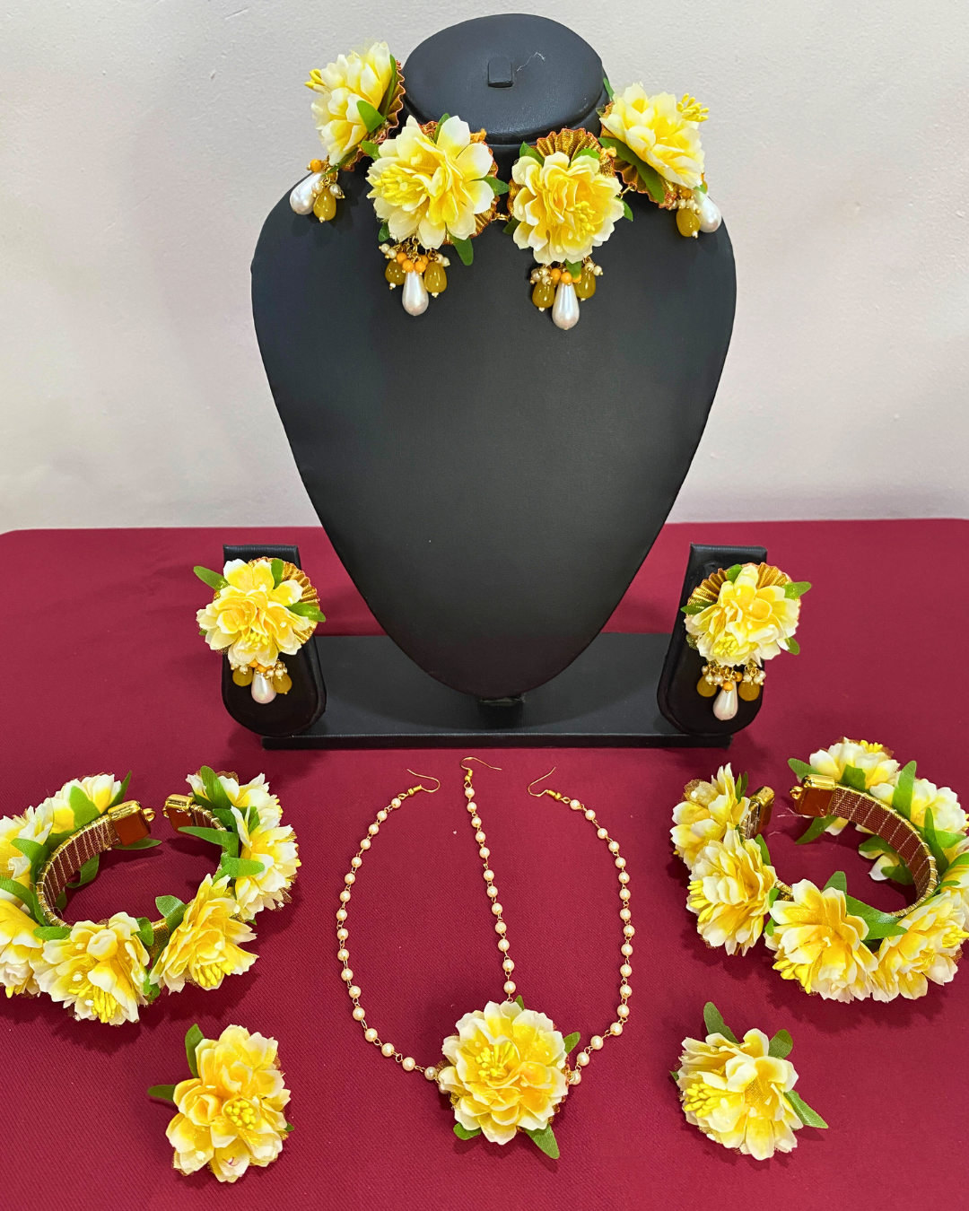 Yellow Floral Jewellery Set