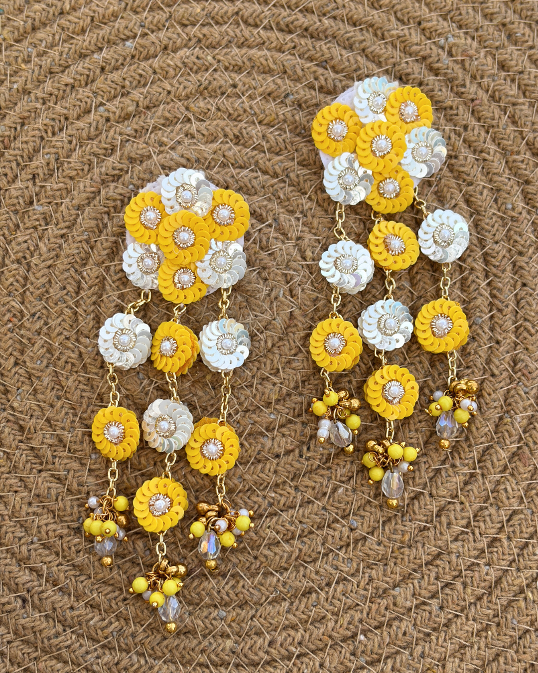 Sunehri Phool Earrings (Yellow & White)