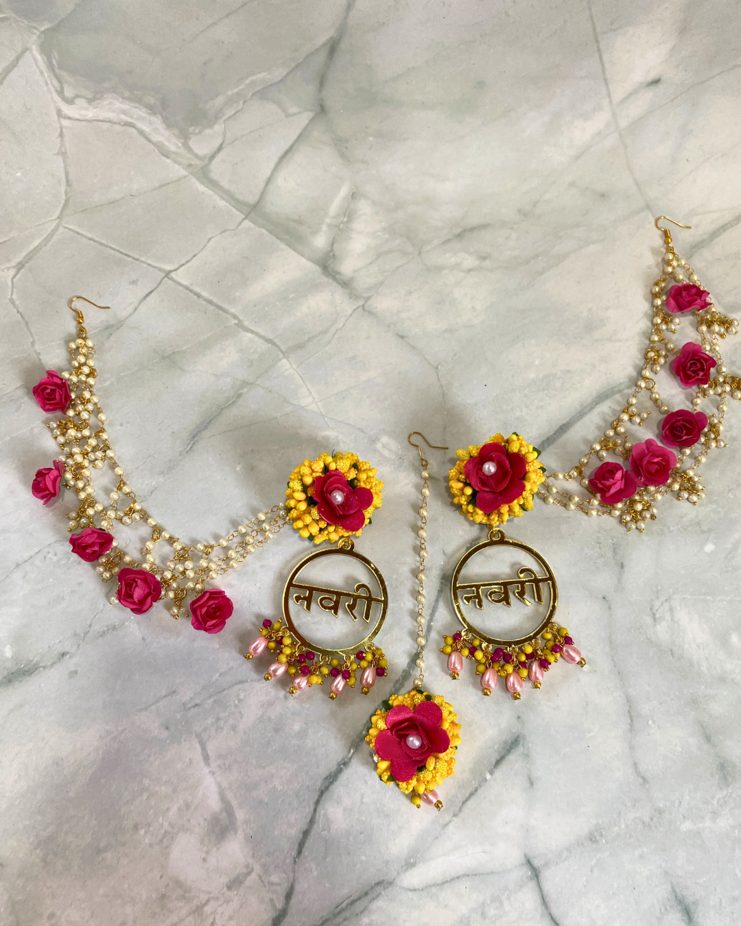 Navri Text Acrylic Floral Jewellery Set