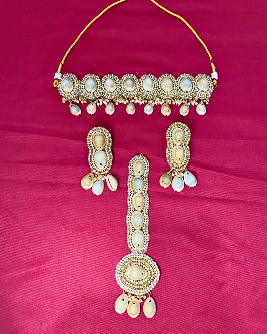 Cowrie Shell Jewellery Set