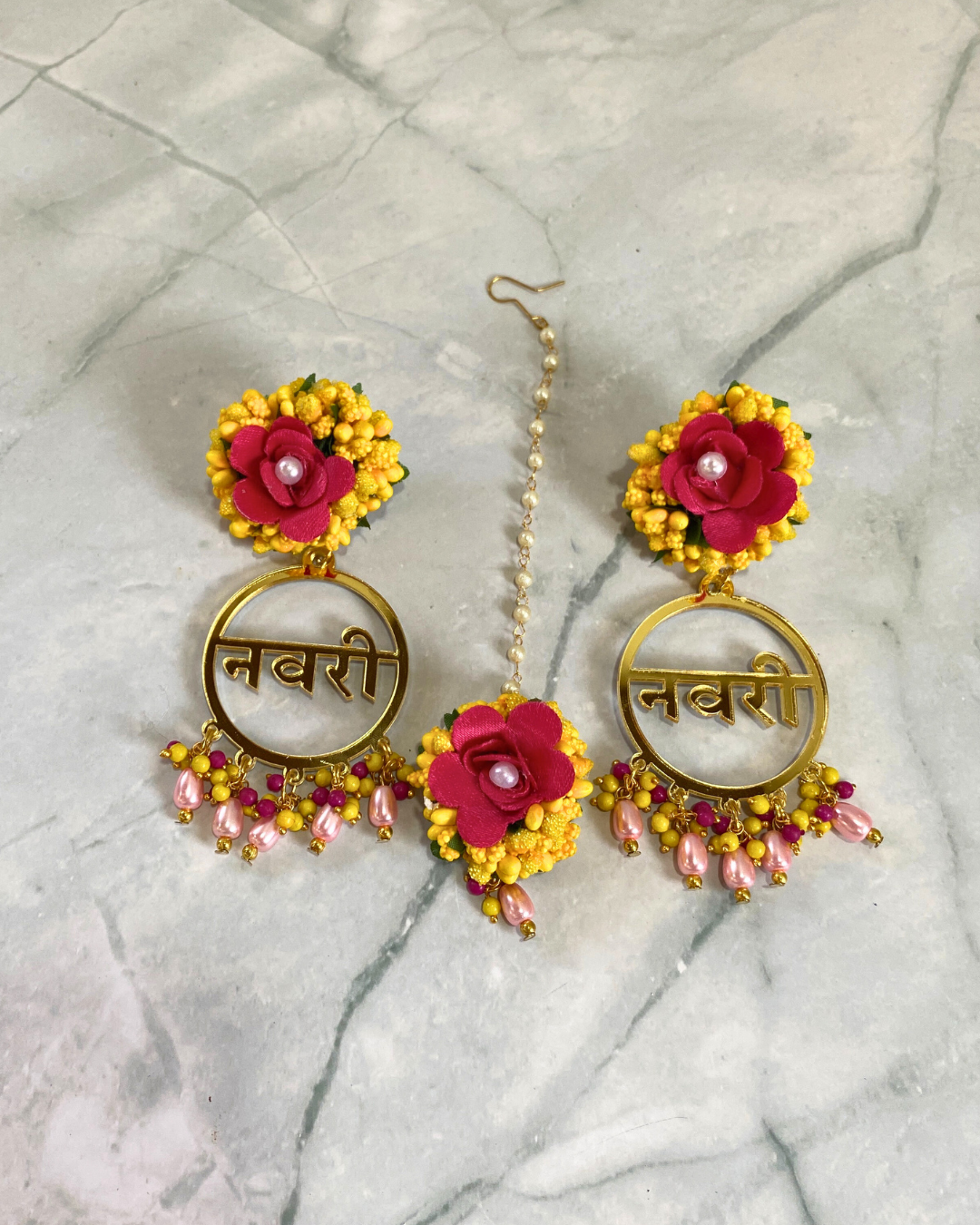 Navri Text Acrylic Floral Jewellery Set