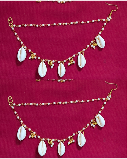 Shell & Pearl Haldi Jewelry Set – Full Bridal Ensemble (Necklace, Bracelet, Kaleera, Earrings, Maang Tikka)