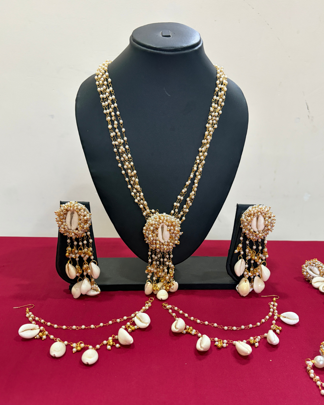 Shell & Pearl Haldi Jewelry Set – Full Bridal Ensemble (Necklace, Bracelet, Kaleera, Earrings, Maang Tikka)