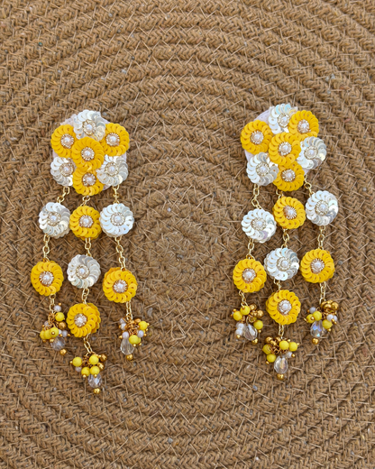 Sunehri Phool Set (Yellow & White)