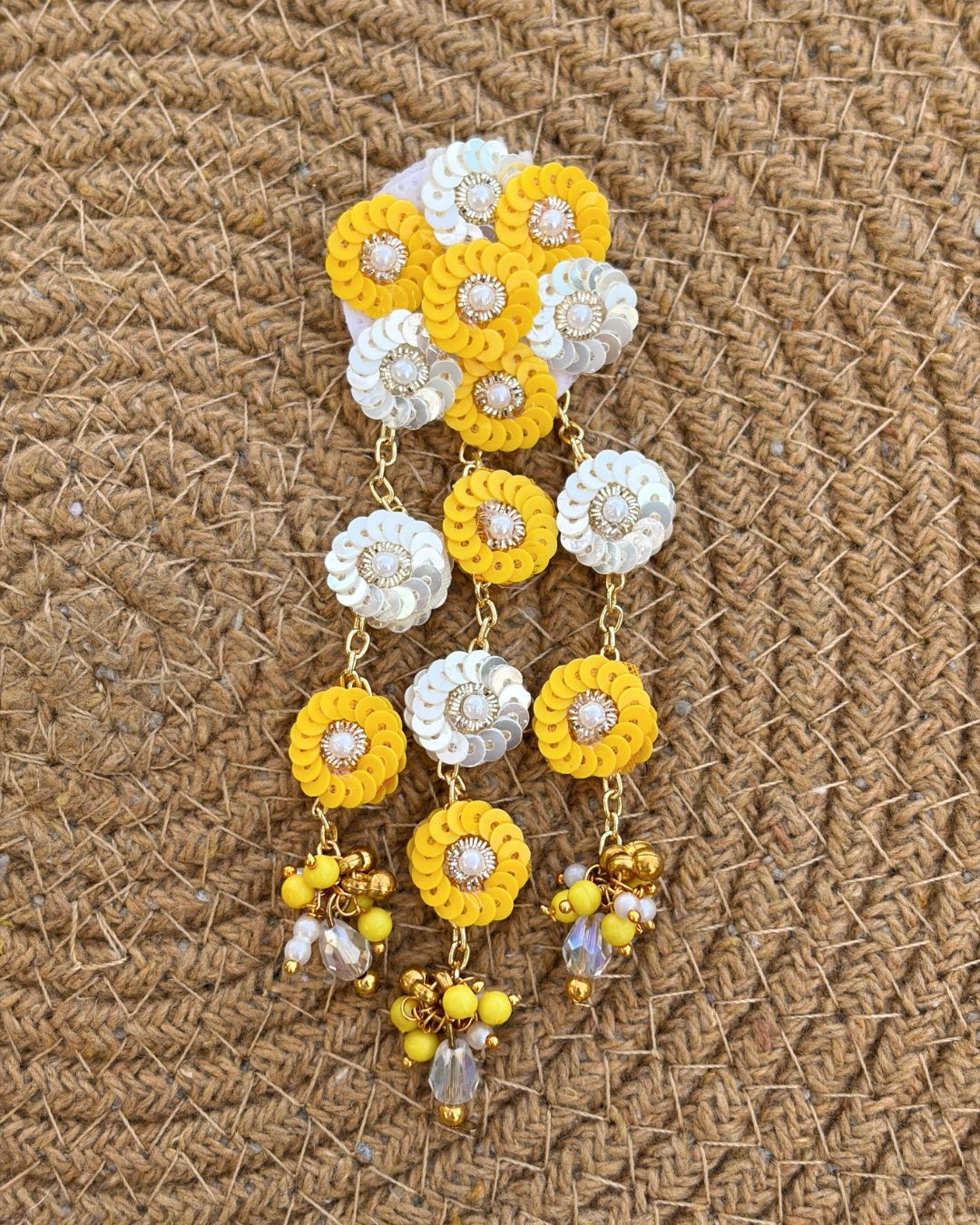 Sunehri Phool Earrings (Yellow & White)