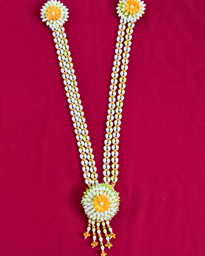 Sunehri Peele Phool Jewellery Set
